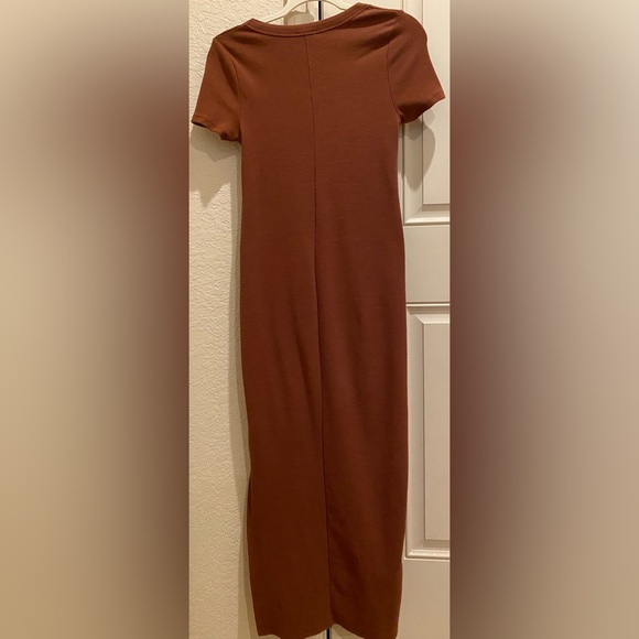 Cotton On ribbed short sleeve tee MIDI Dress in color Vintage Brown - Size M - Picture 6 of 14